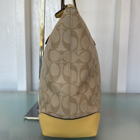 Coach Bag Signature Zip Top Tote Bag - Picture 4 of 17